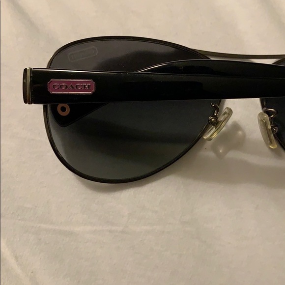 COACH Sunglasses in GREAT condition - Picture 5 of 6